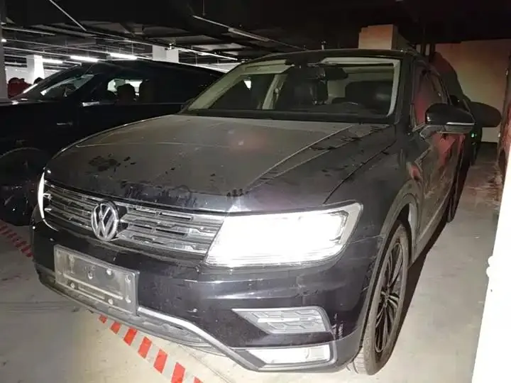 Tiguan L 2020 330TSI Automatic Two-Drive Panoramic Comfort Edition VI 2