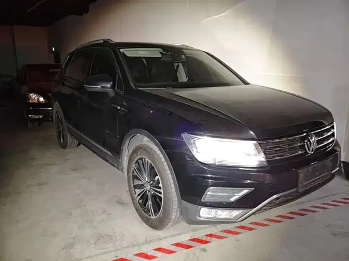 Tiguan L 2020 330TSI Automatic Two-Drive Panoramic Comfort Edition VI 4