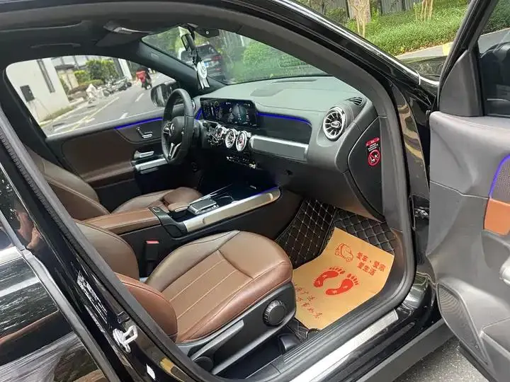 Mercedes Benz GLB 2023 GLB 220 Dynamic 16
