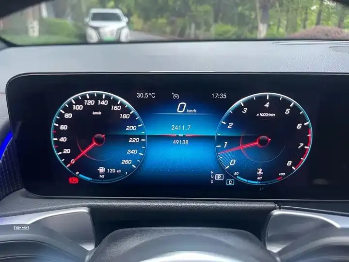 Mercedes Benz GLB 2023 GLB 220 Dynamic 9