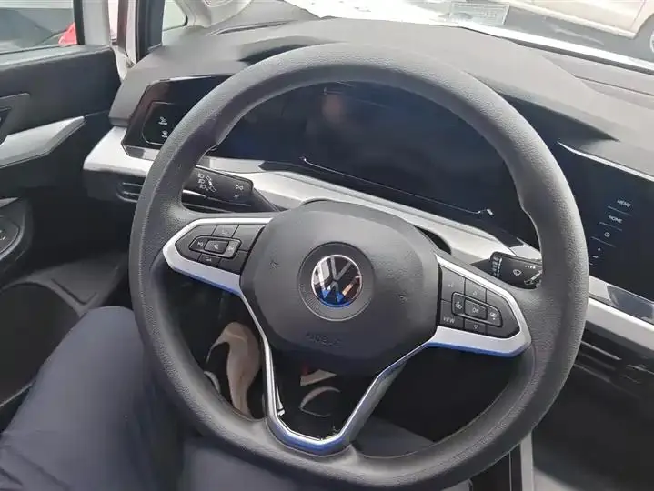 Golf 2021 200TSI DSG 15