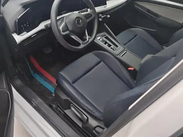 Golf 2021 200TSI DSG 9