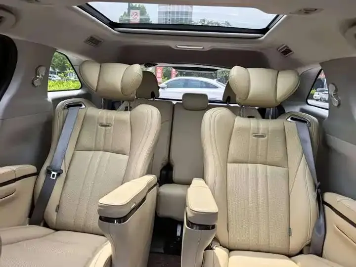 Grevia 2023 2.5L Hybrid Deluxe Edition 10