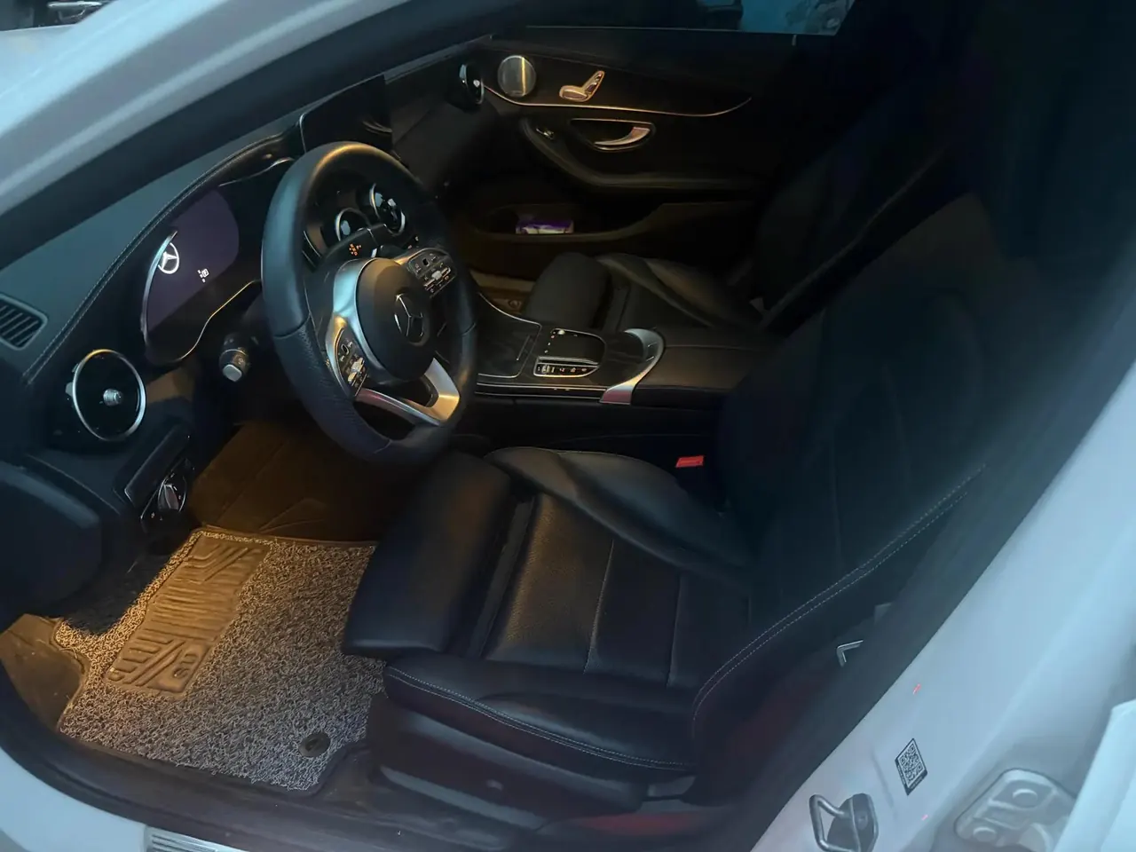 Mercedes Benz C- Class 2021 C 200 L Sporty Version 4