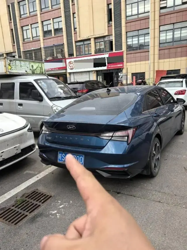 Elantra 2022 1.5L CVT GLX Elite Edition 5