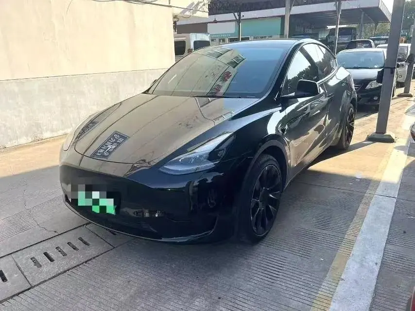 2022 Model Y Refreshed Rear-Wheel-Drive Version - View 1