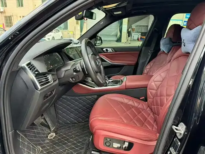 BMW X5 2022 model change xDrive 40Li M sports package 6