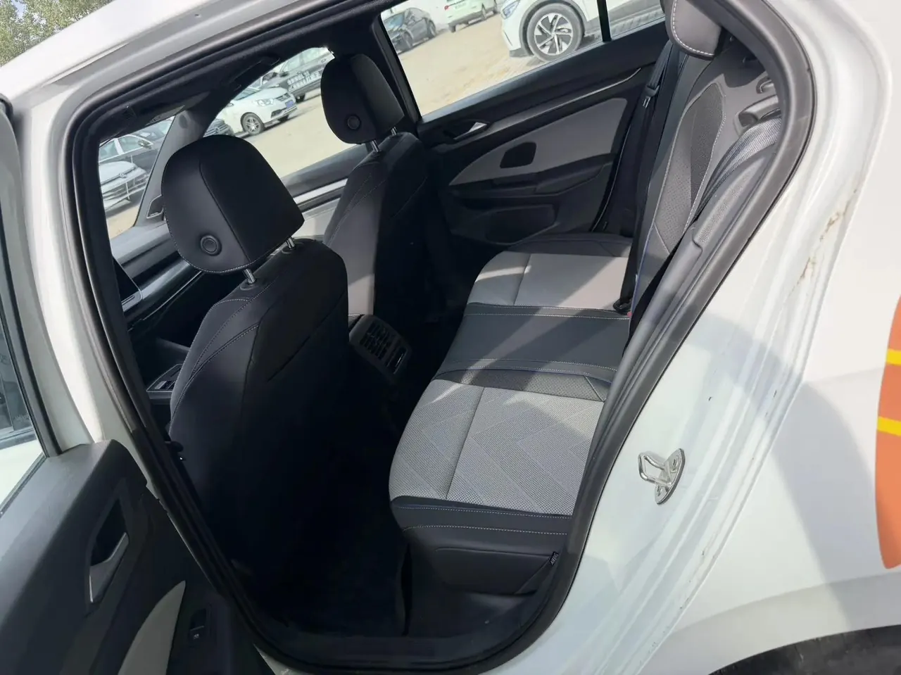 Volkswagen 2025 Golf 8 R-Line 1.5TSI 300TSI Automatic 4