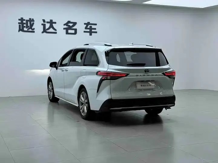 Sana SIENNA 2023 2.5L Hybrid Premium Edition 20