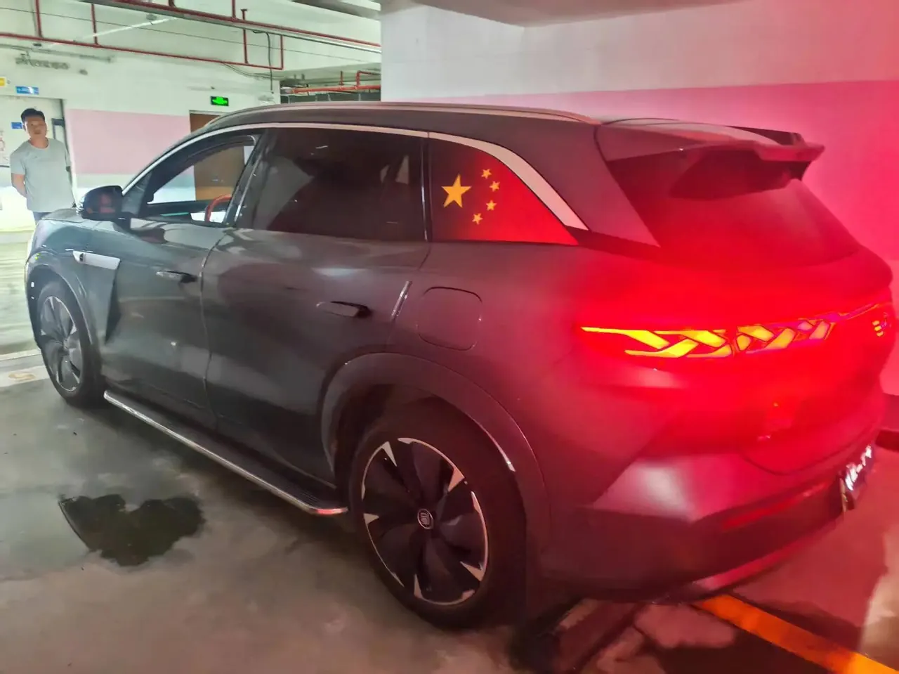 Tang L 2025 EV 600KM Four-Wheel-Drive Laser Radar Flagship Model 4