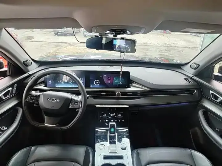 Ruihu 8 PLUS 2022 290TGDI DCT Pride Edition 10