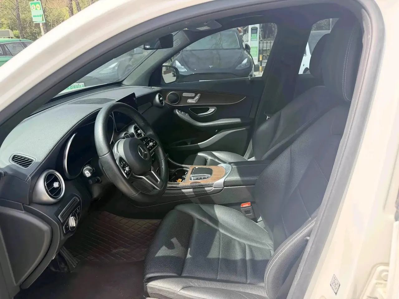 Mercedes Benz GLC 2021 GLC 260 L 4MATIC Luxury Model 7