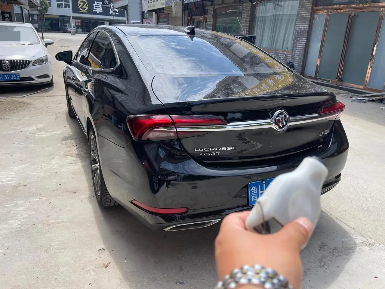 LaCrosse 2021 652T Luxury Model 6