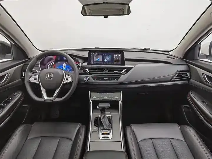 ChangAn CS75 2022 Blue Whale 1.5T DCT Deluxe 5
