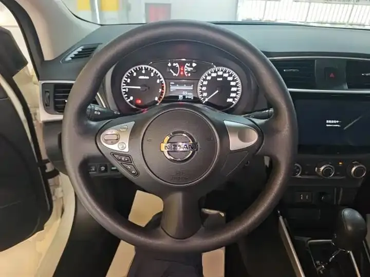 Sylphy 2021 Classic 1.6XL CVT Deluxe Edition 11