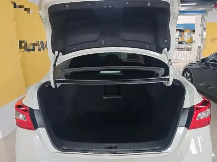 Sylphy 2021 Classic 1.6XL CVT Deluxe Edition 19