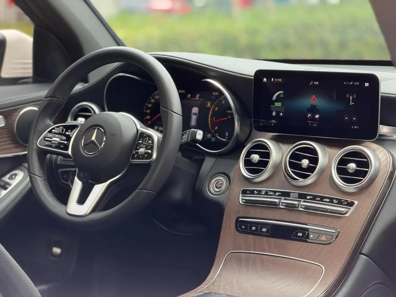 Mercedes Benz GLC 2022 to GLC 300 L 4MATIC Dynamic Tibetan Edition 7