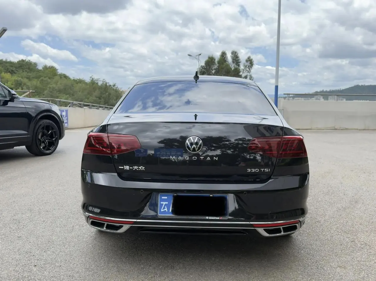 Volkswagen 2024 Magotan 2.0TSI 330TSI 2 Million Units Shared Luxury Automatic 4