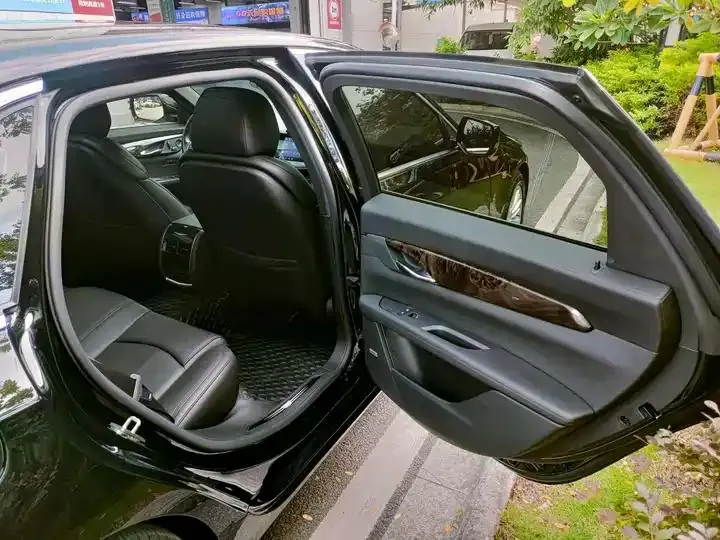 Cadillac CT6 2021 28T luxury sports 14