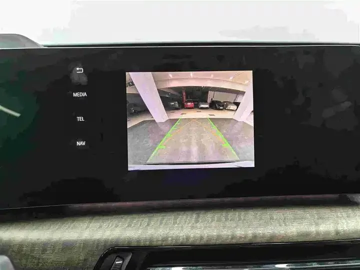 BMW X1 2023 xDrive25Li X Design Set 12