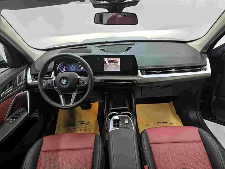 BMW X1 2023 xDrive25Li X Design Set 15
