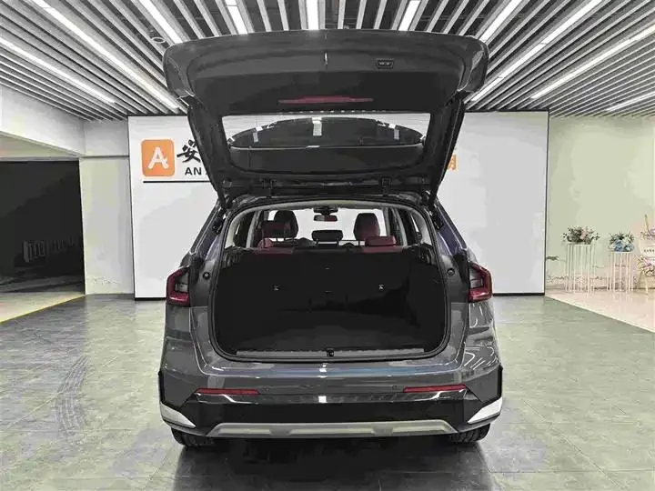 BMW X1 2023 xDrive25Li X Design Set 23