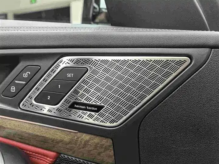 BMW X1 2023 xDrive25Li X Design Set 8