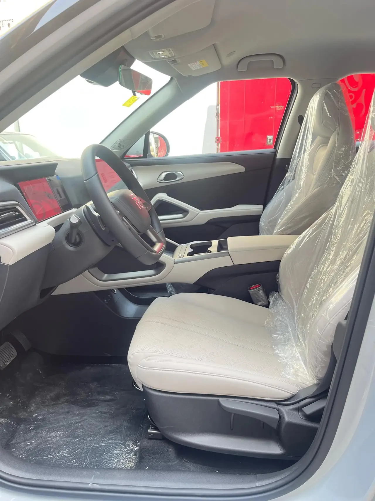 BYD 2025 Yuan UP Intelligent Driving Version, 401km Vitality Edition, Automatic Transmission 4