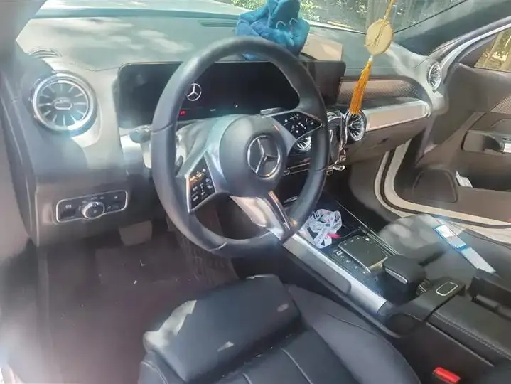Mercedes Benz GLB 2024 GLB 220 Fashion 10