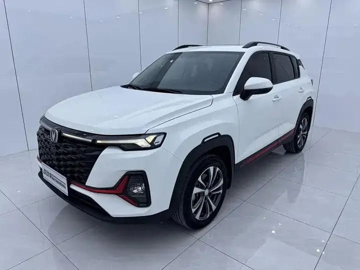 Открыть галерею: ChangAn CS35PLUS 2023 Enjoy Edition 1.4T DCT Deluxe