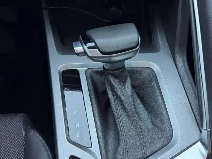 ChangAn CS35PLUS 2023 Enjoy Edition 1.4T DCT Deluxe 9