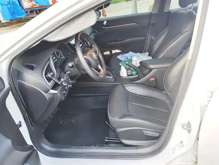 Yinglang 2021 model change model 1.5L automatic elite model 9
