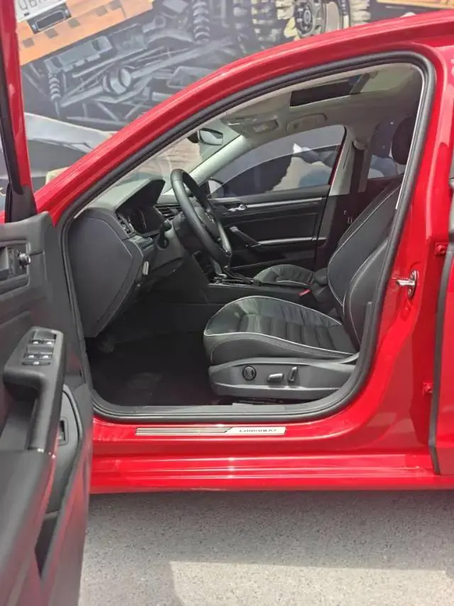 Ling Du 2021 280TSI DSG Deluxe Phantom Edition 8