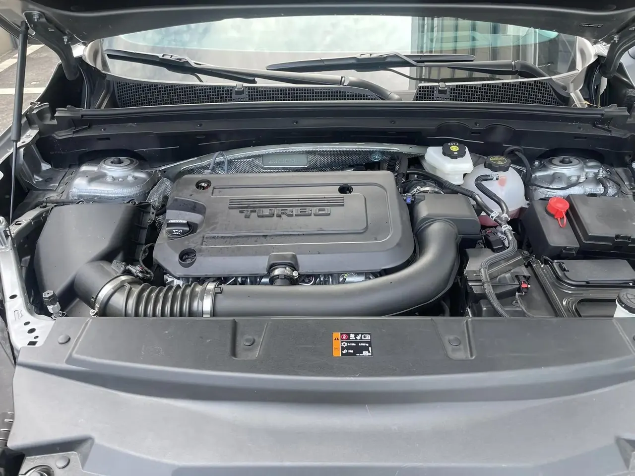 Buick 2025 Angkewei Plus 2.0T 4-wheel drive Avenir Avia automatic gear 7