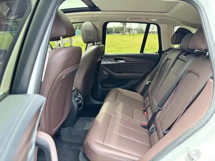 BMW X3 2022 xDrive30i Leading M Obsidian Night Suit 13