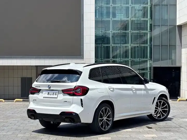BMW X3 2022 xDrive30i Leading M Obsidian Night Suit 16