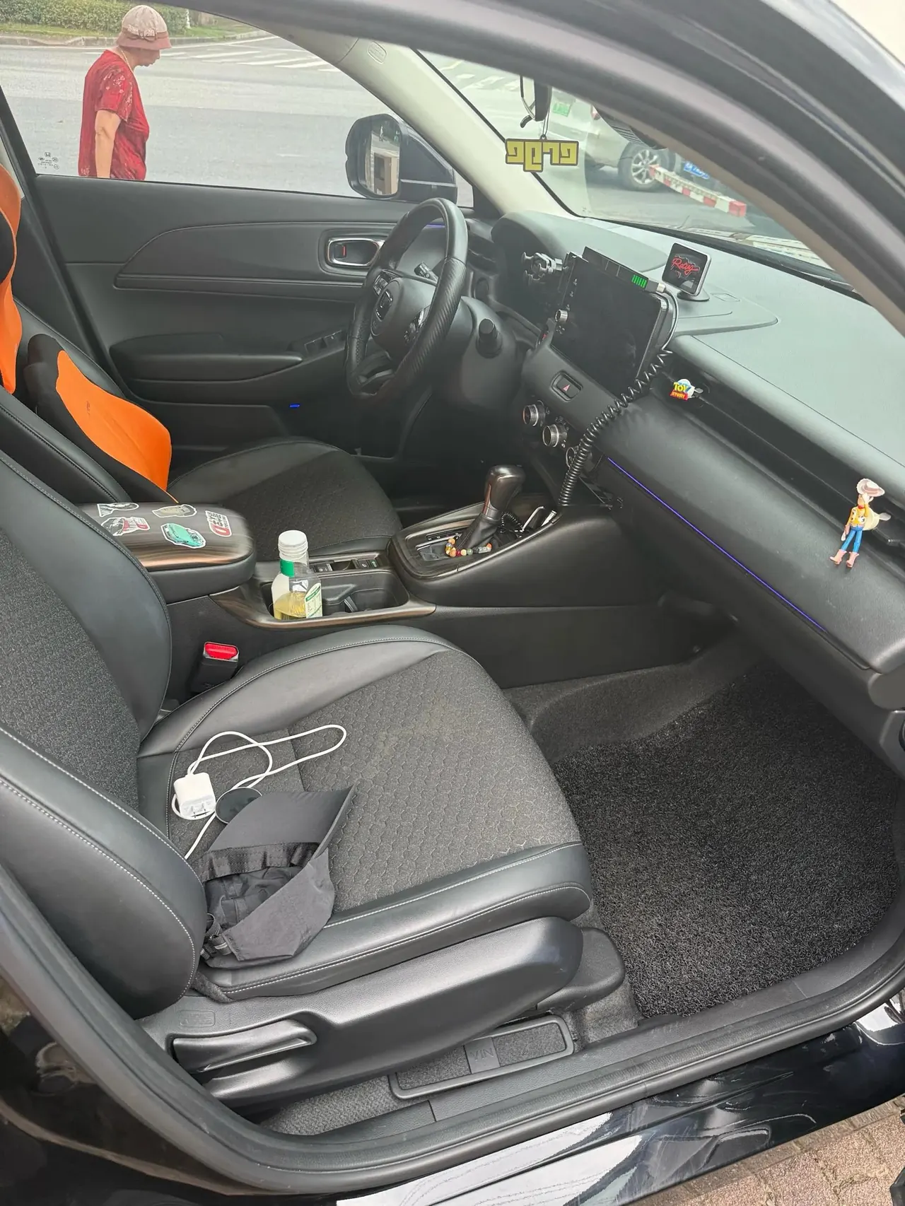 Honda 2024 XR-V 1.5 stepless craze version of automatic gear 8