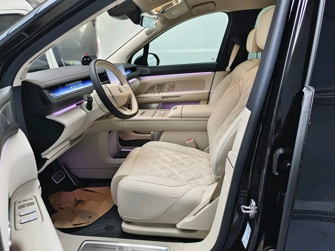 NIO 2026 ES8 6‑Seater Executive Luxury Edition Automatic Transmission 2