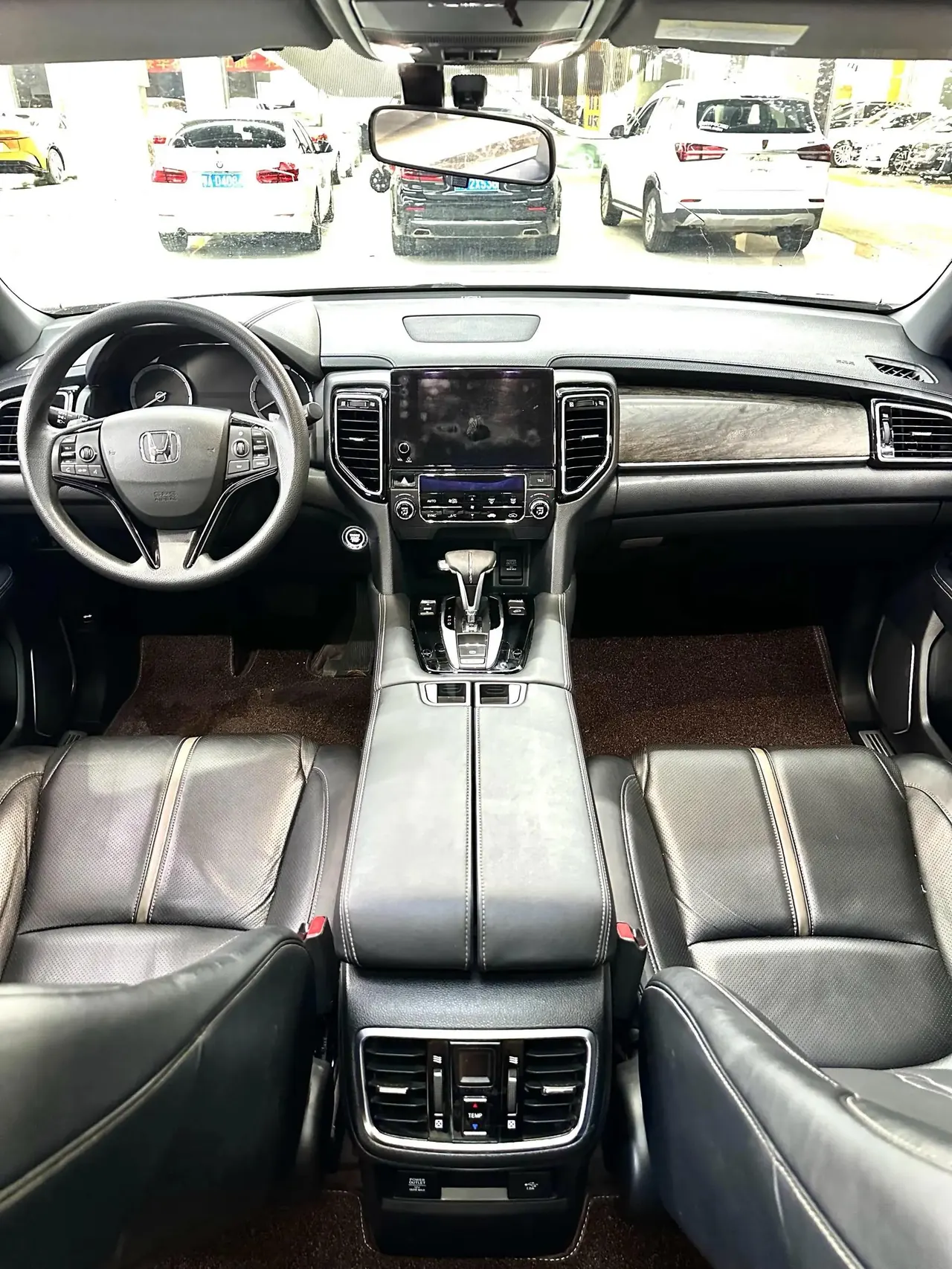 Honda UR-V 2020 240TURBO Two-Drive Pleasure Edition 4