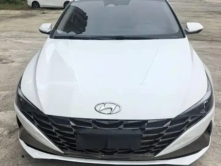 Elantra 2022 1.5L CVT GLS Leading Edition 2