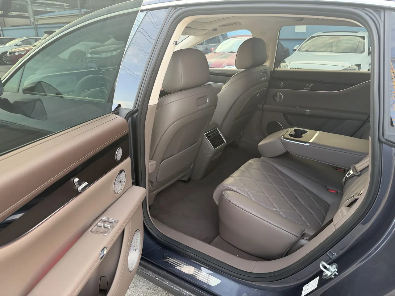 Luxeed 2026 S9 Ultra 4-wheel drive 100kWh automatic gear 3