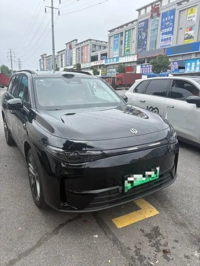 Leapmotor 2026 C16 280 Laser Radar Intelligent Supreme Edition, 6 Seats, Automatic Transmission 3