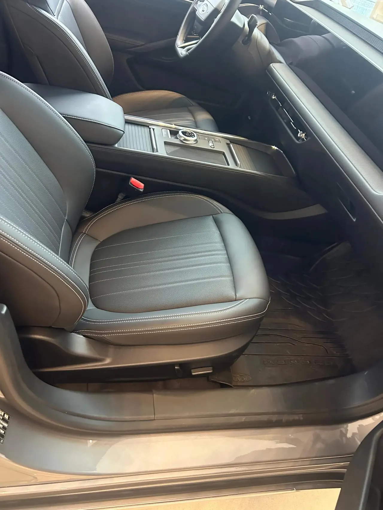Ford 2025 Mondeo HYBRID 1.5T stepless EcoBoost luxury automatic gear 7