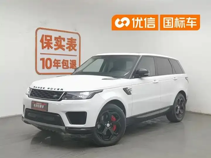 Открыть галерею: Range Rover Sport 2021 3.0 L6 SE