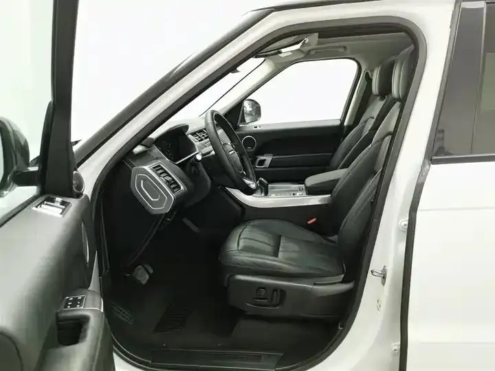 Range Rover Sport 2021 3.0 L6 SE 10