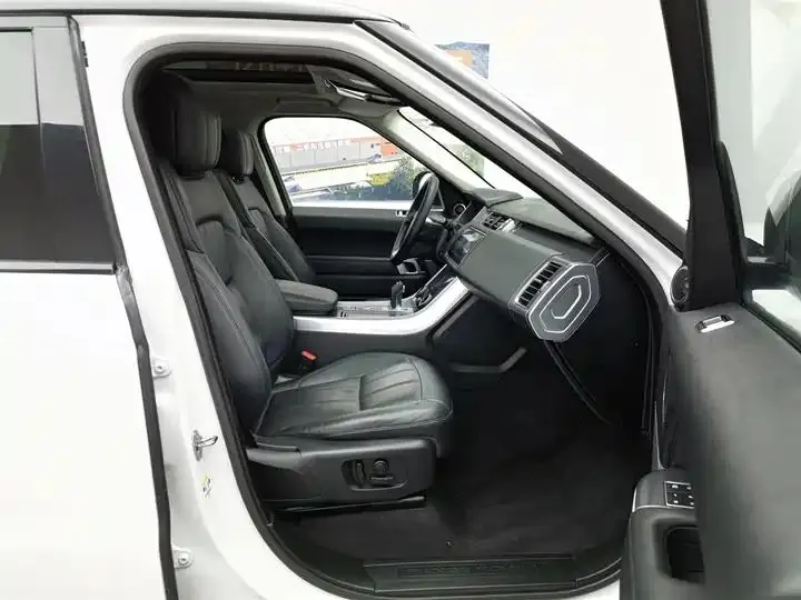 Range Rover Sport 2021 3.0 L6 SE 23