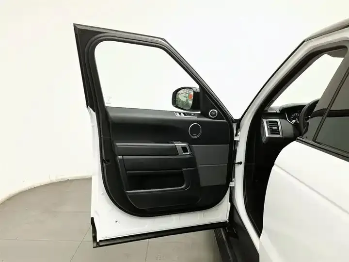 Range Rover Sport 2021 3.0 L6 SE 8