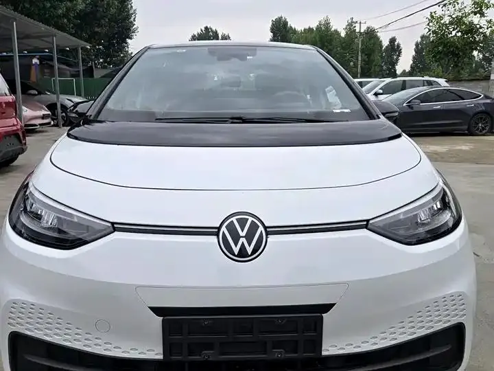 Volkswagen ID. 3 2024 Pure and Smart Edition 2