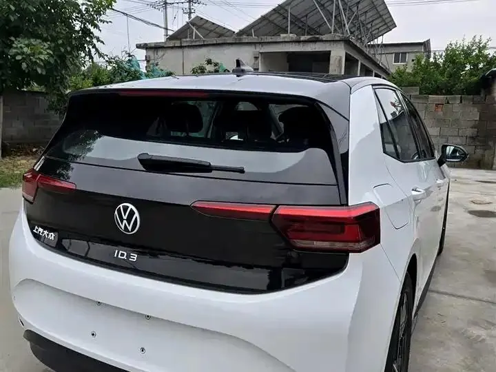 Volkswagen ID. 3 2024 Pure and Smart Edition 4