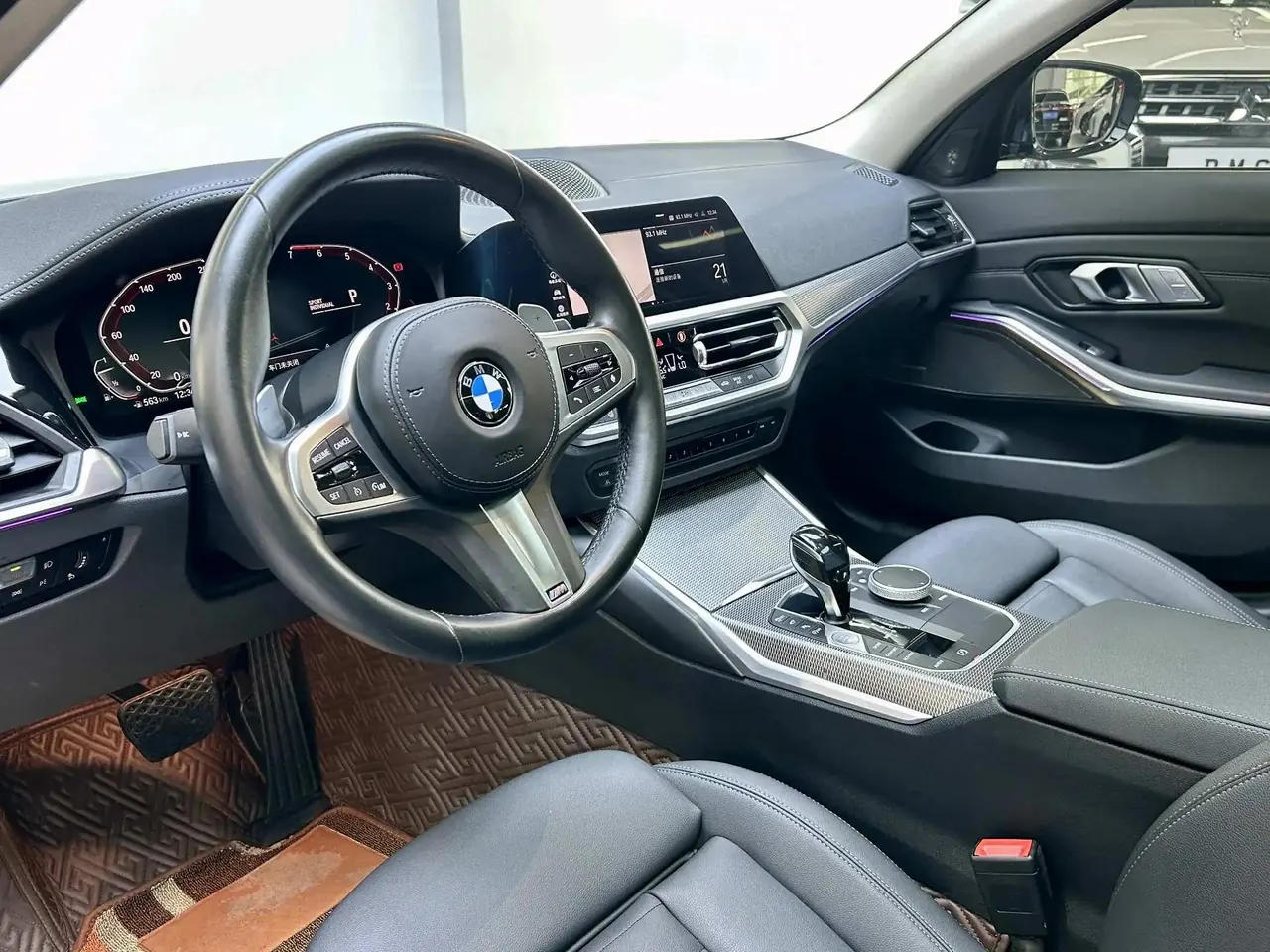 BMW 3 Series 2020 325Li M Sports Night Suit 5